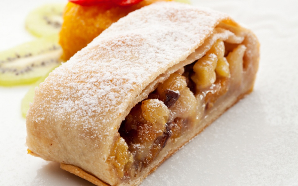 Apple strudel | Yiannis Lucacos